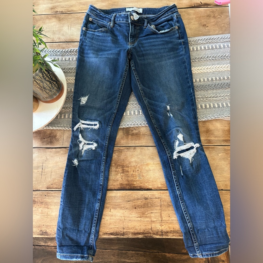 Maurices skinny jeans. Size 26 regular